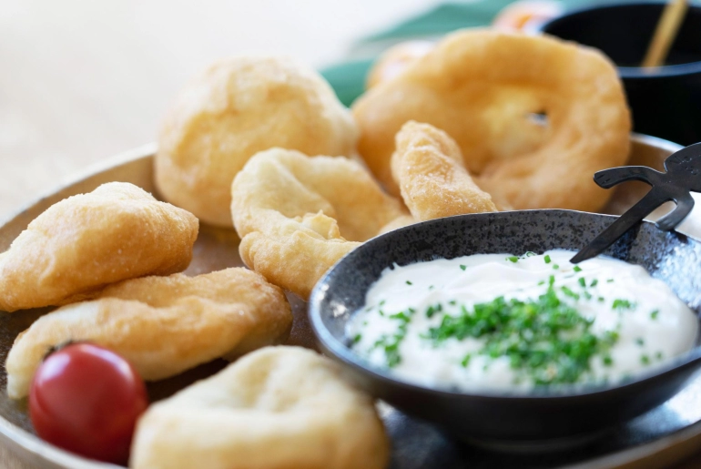 Mini lángos falatok