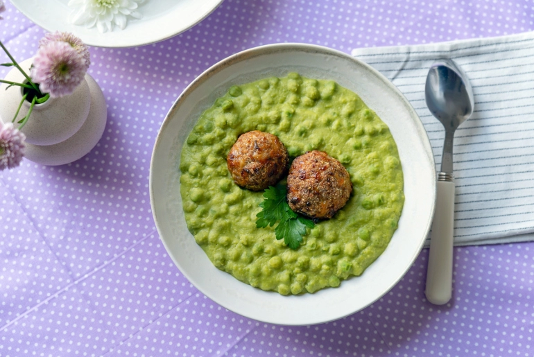 Borsófőzelék pulykafasírttal