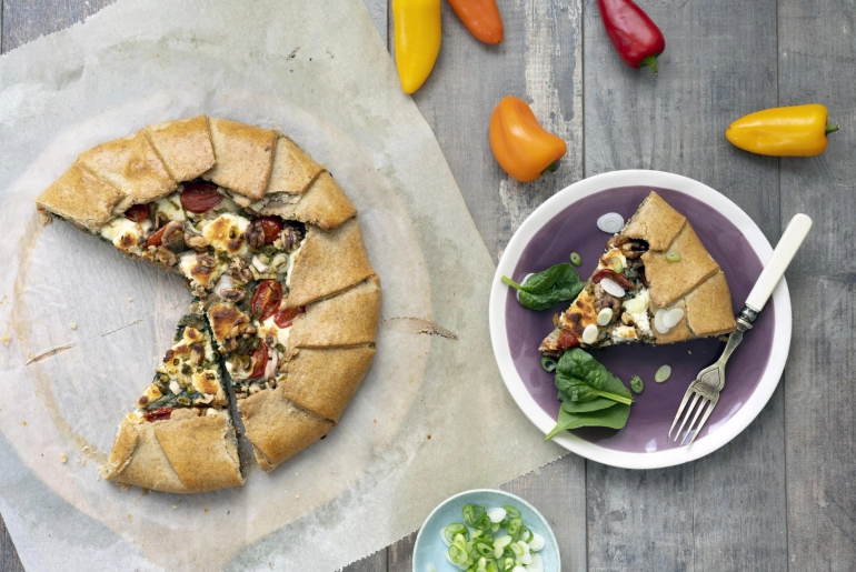 Diós-spenótos galette