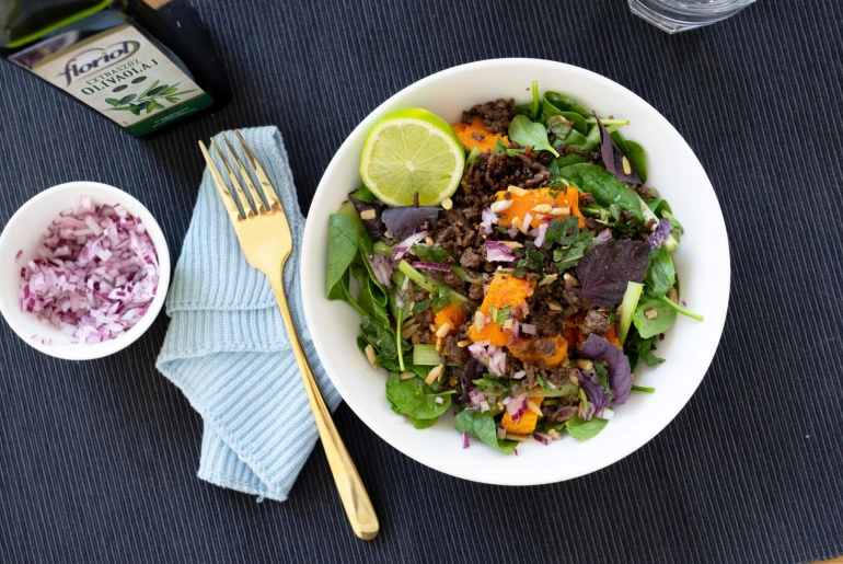 Marhahúsos sütőtöksaláta