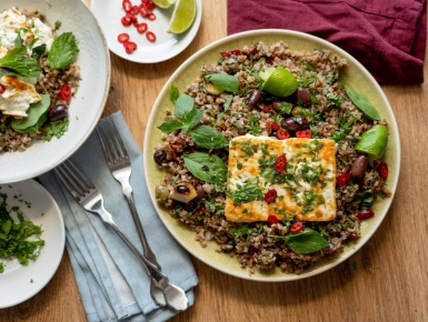 Hajdinasaláta sült fetával