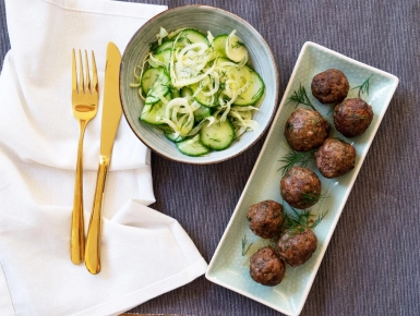 Húsgolyók édeskömény salátával