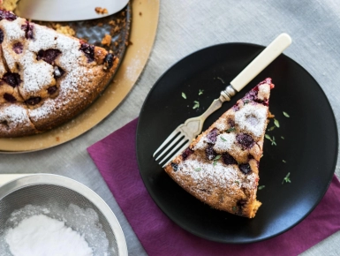 Olívaolajos málnás piskótatorta