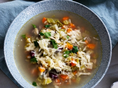 Rusztikus zöldségleves parmezánnal