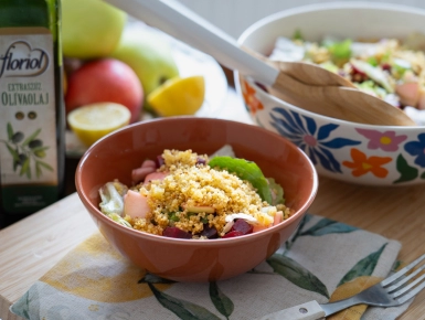 Sült céklás almasaláta mézzel pirított kölessel