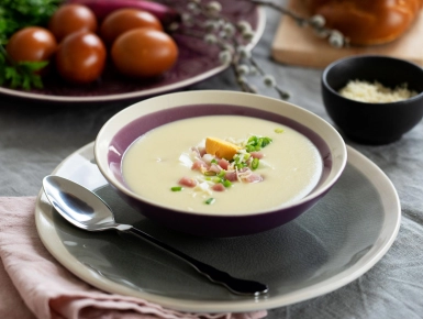 Tormakrémleves sonkával és főtt tojással